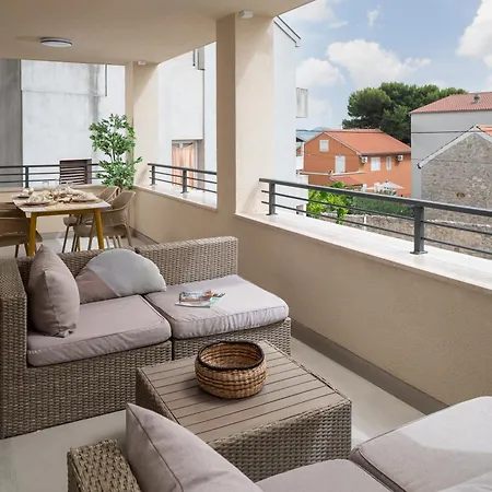 아파트 Modern Marija 파코스탄