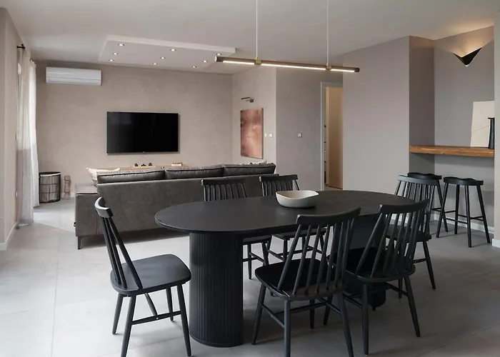 Modern Marija * Пакоштане