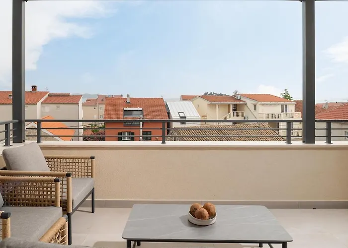 Modern Marija * Пакоштане